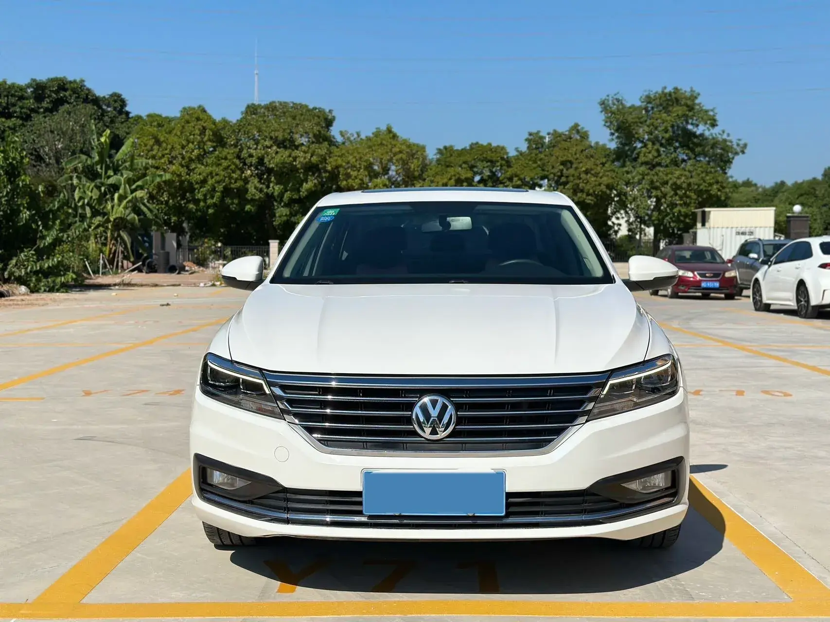 2019 VOLKSWAGEN LAVIDA thumbnail 2
