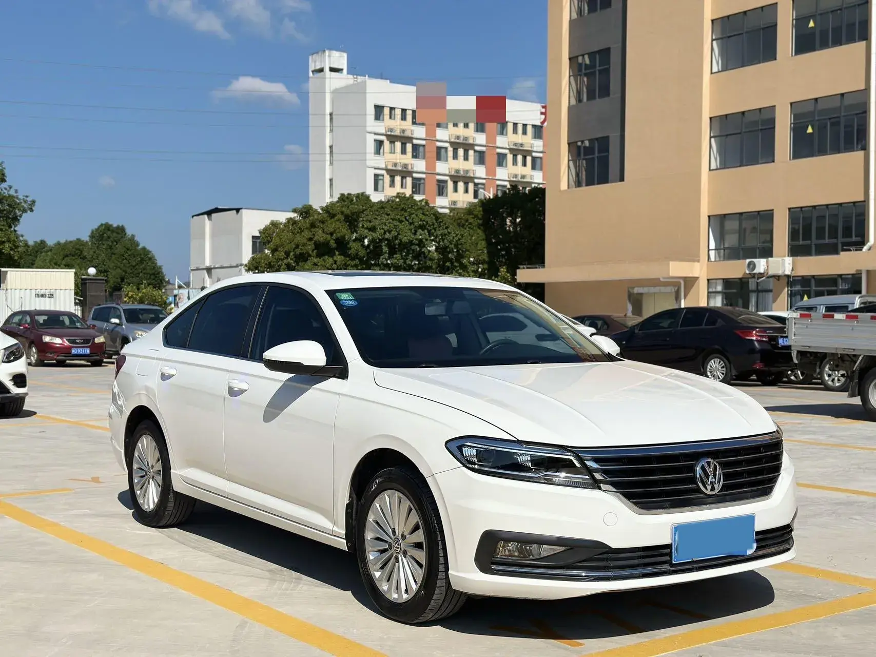 2019 VOLKSWAGEN LAVIDA thumbnail 3