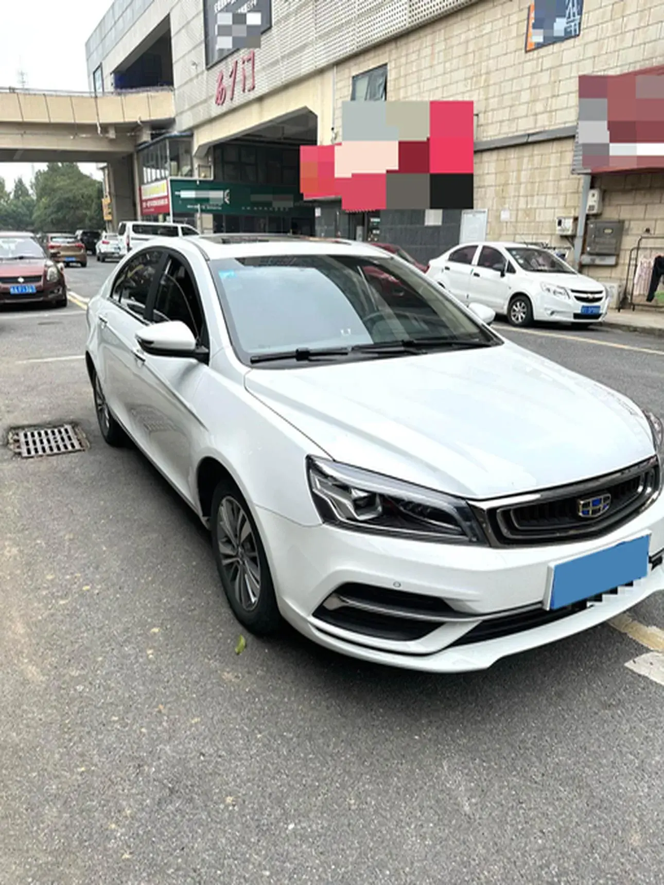 2018 GEELY EMGRAND thumbnail 3