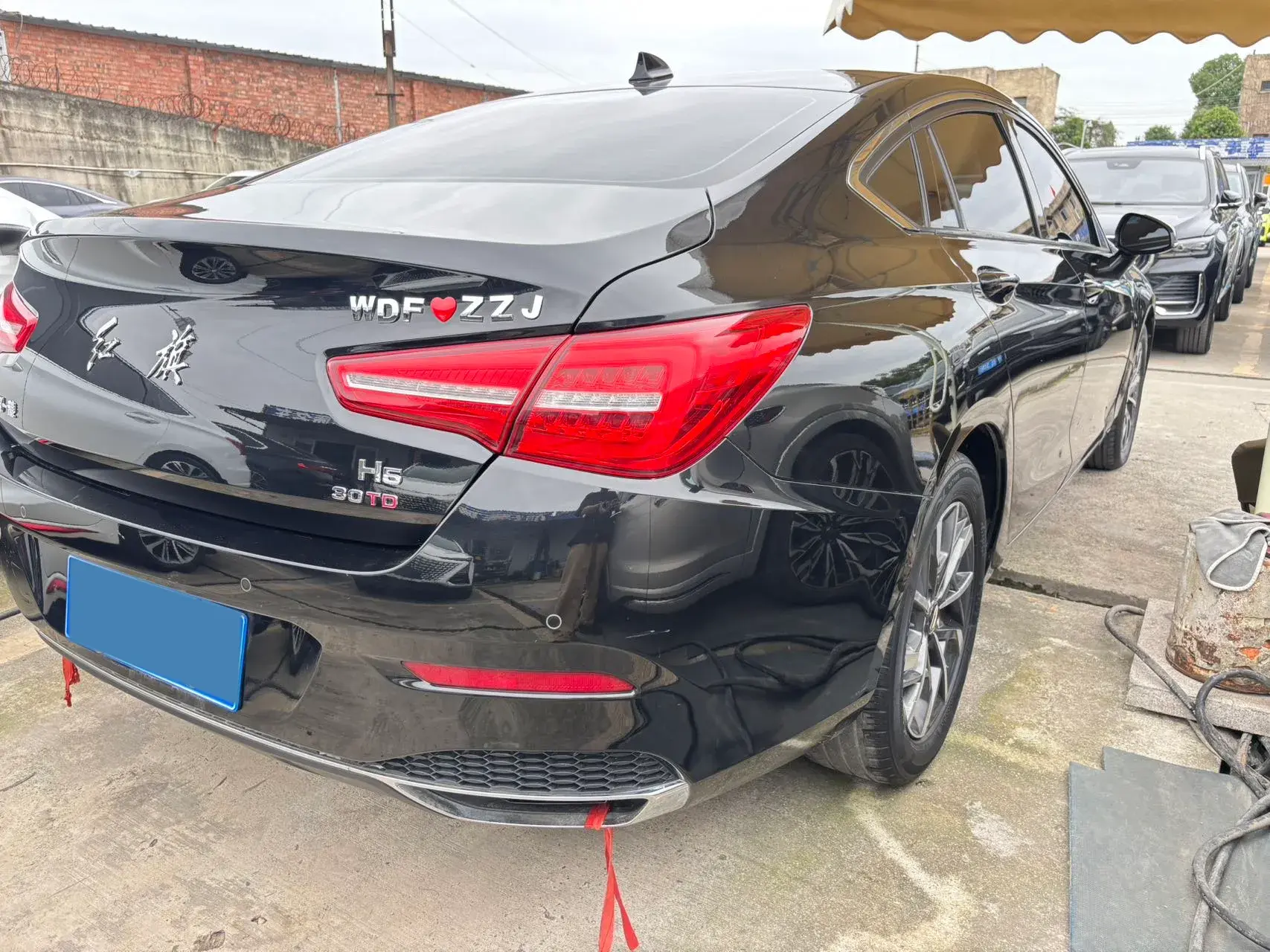 2020 HONGQI H5 thumbnail 4