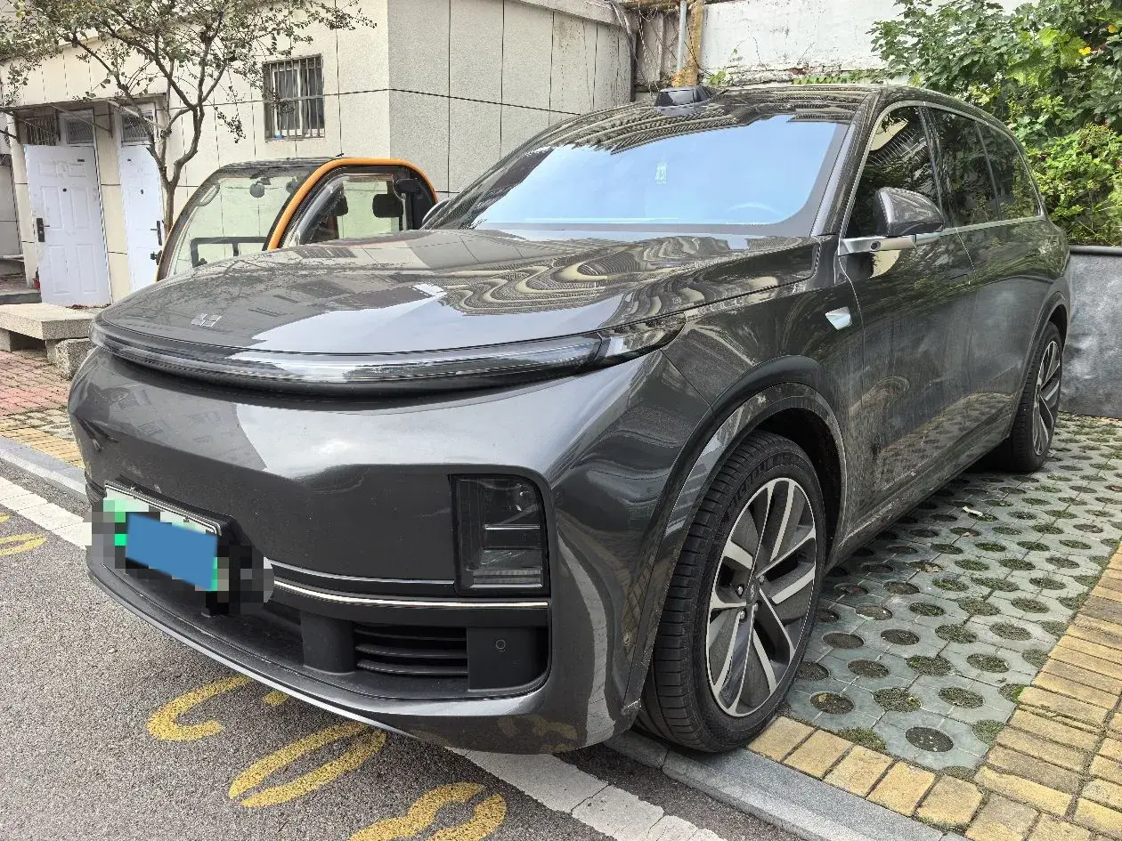 2022 LI L9 view 1