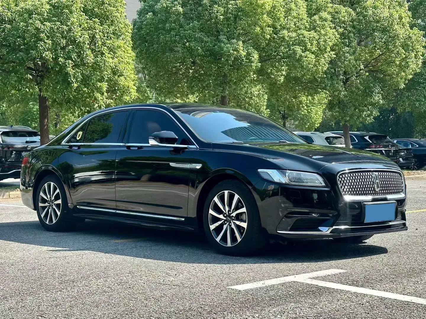 2018 LINCOLN CONTINENTAL thumbnail 3