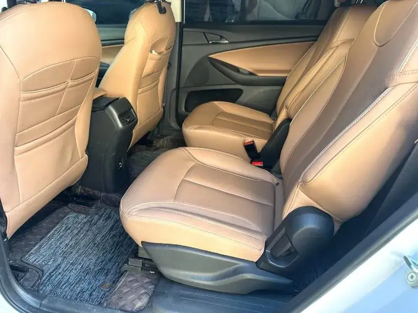 2021 BUICK GL6 thumbnail 4