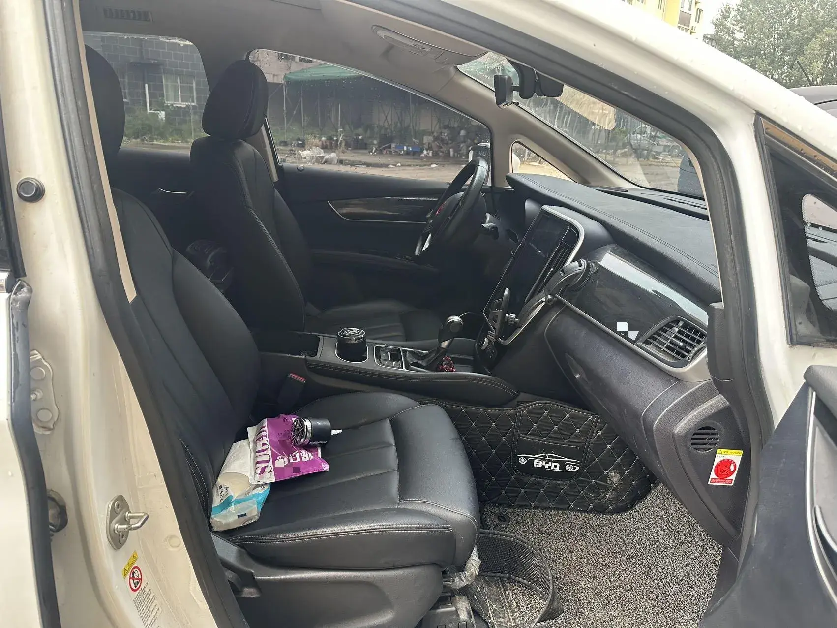 2018 BYD SONG thumbnail 4