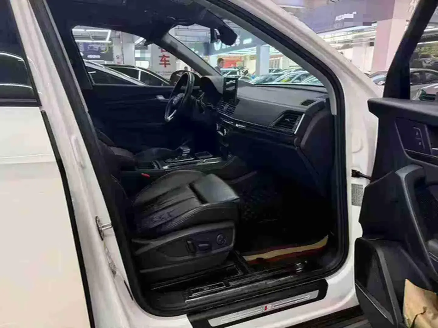 2022 AUDI Q5L thumbnail 3