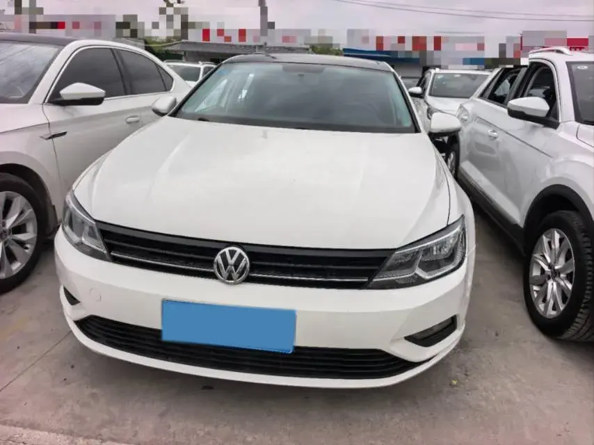 2018 VOLKSWAGEN LAMANDO thumbnail 2