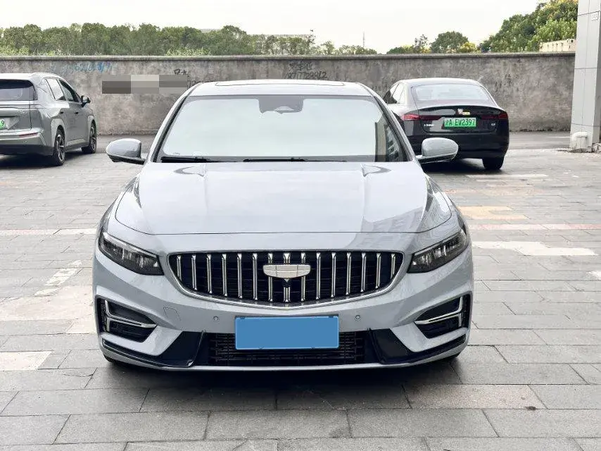 2025 GEELY PREFACE thumbnail 3