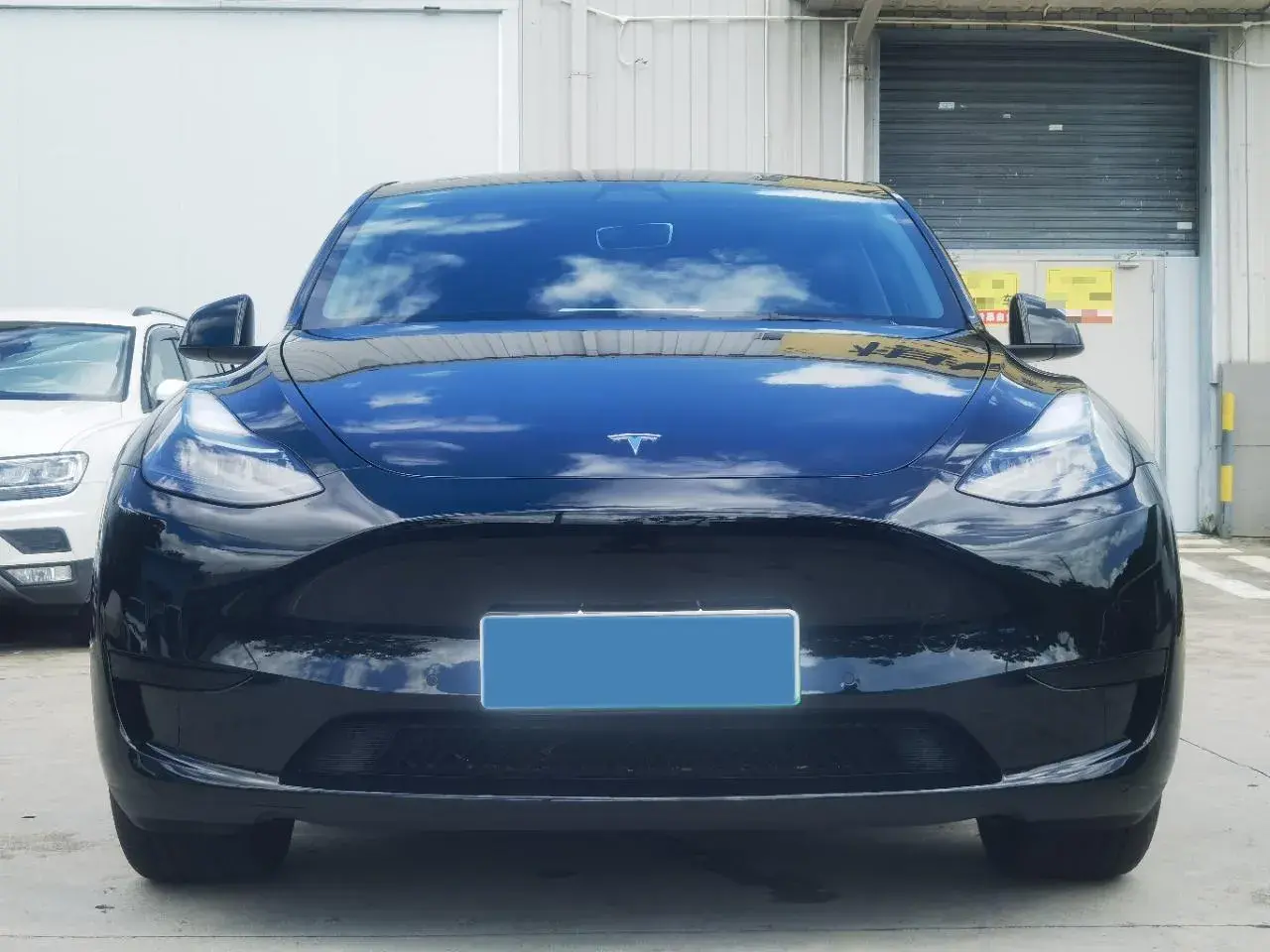 2023 TESLA MODEL thumbnail 2