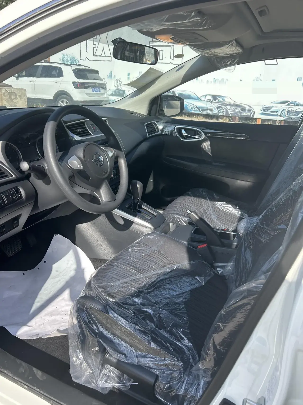 2024 NISSAN SYLPHY thumbnail 3