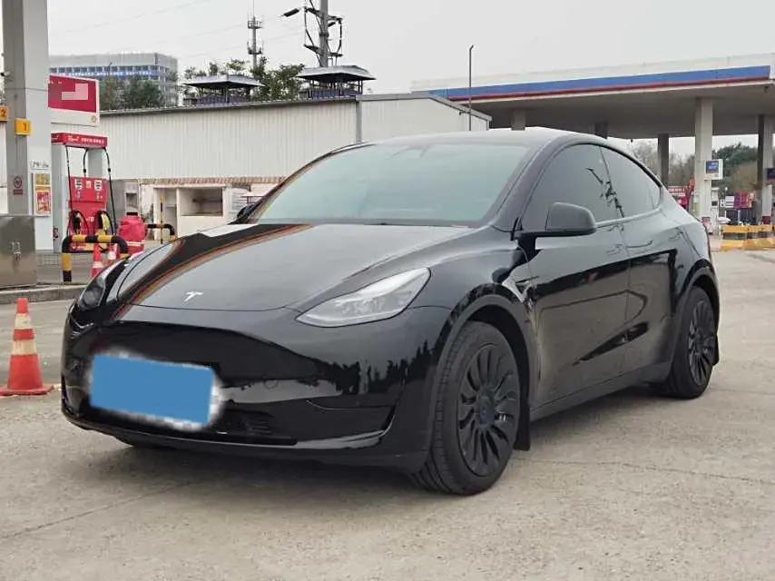 2022 Tesla Model Y BEV 60KWH
