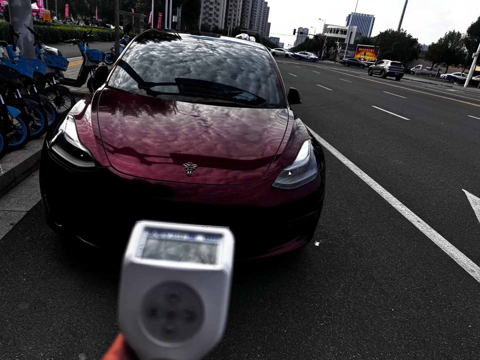 2022 TESLA MODEL thumbnail 2