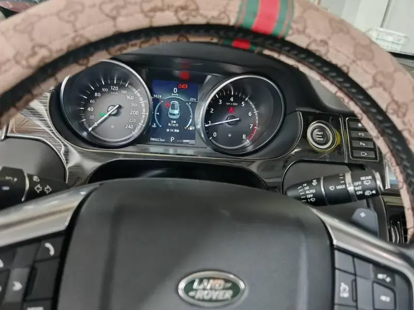 2019 LAND ROVER thumbnail 2