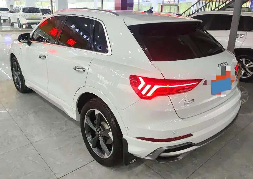 2022 AUDI Q3 thumbnail 2