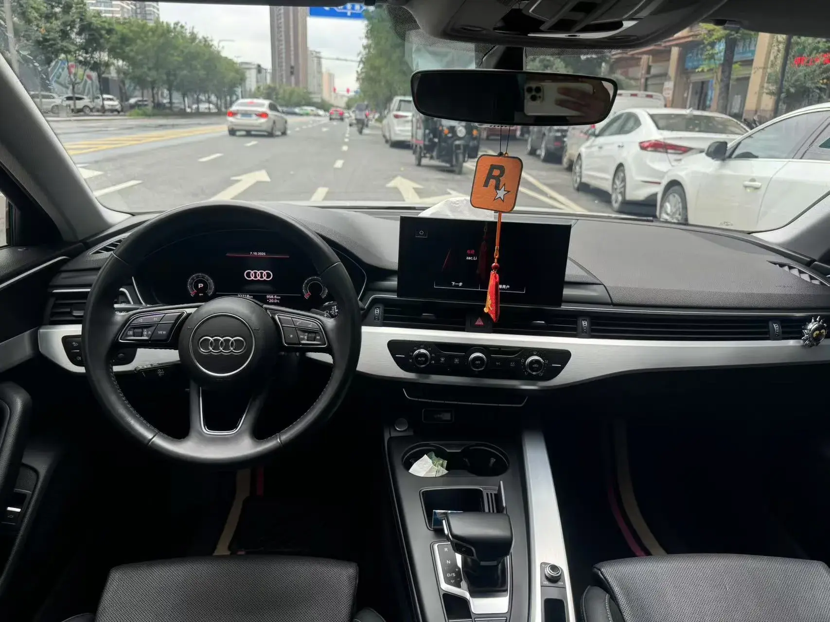 2020 AUDI A4L thumbnail 4