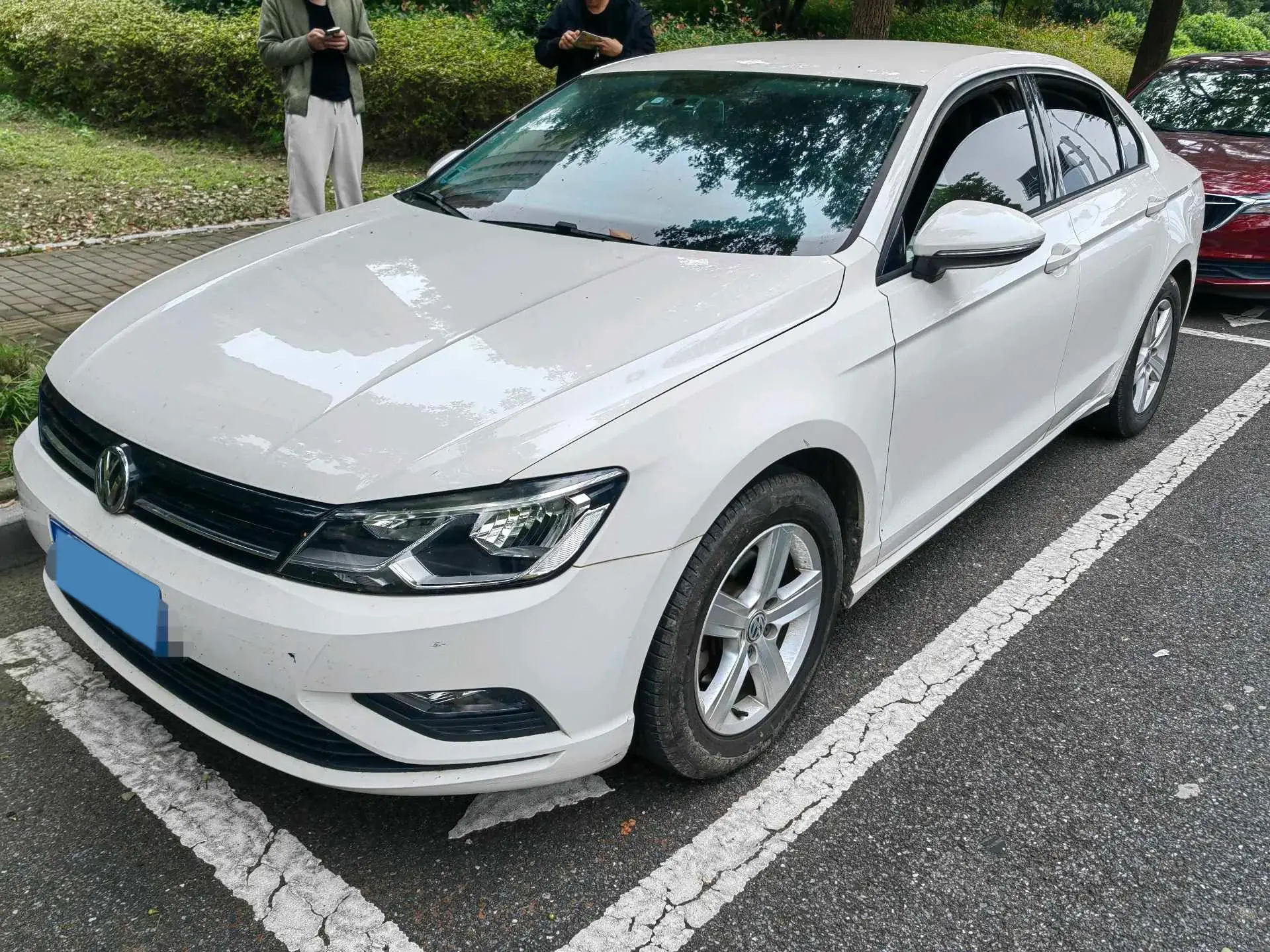 2018 VOLKSWAGEN LAMANDO view 1