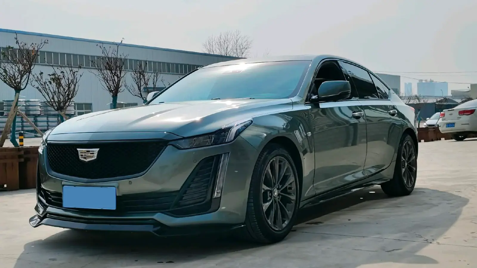 2023 Cadillac CT5 2.0T 237HP L4 10AT