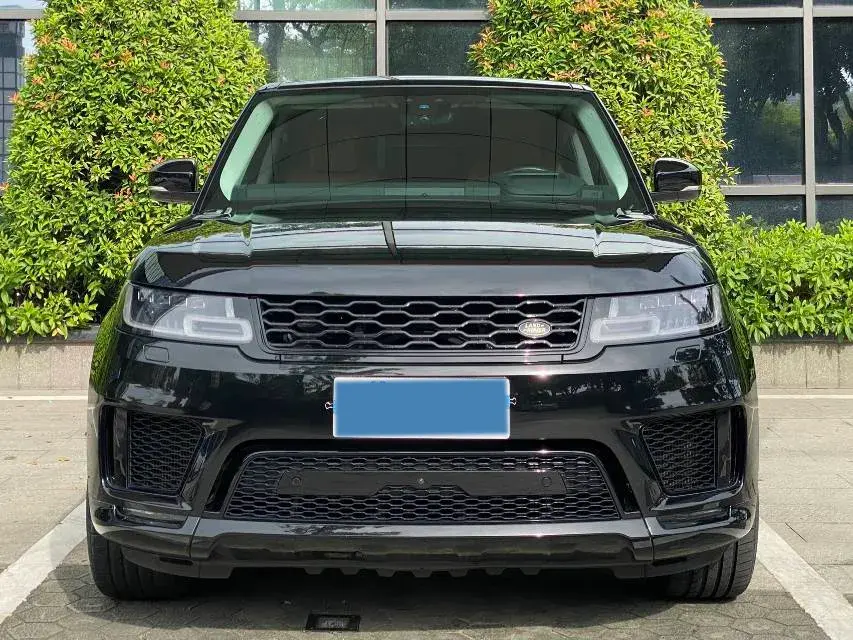 2021 LAND ROVER thumbnail 3