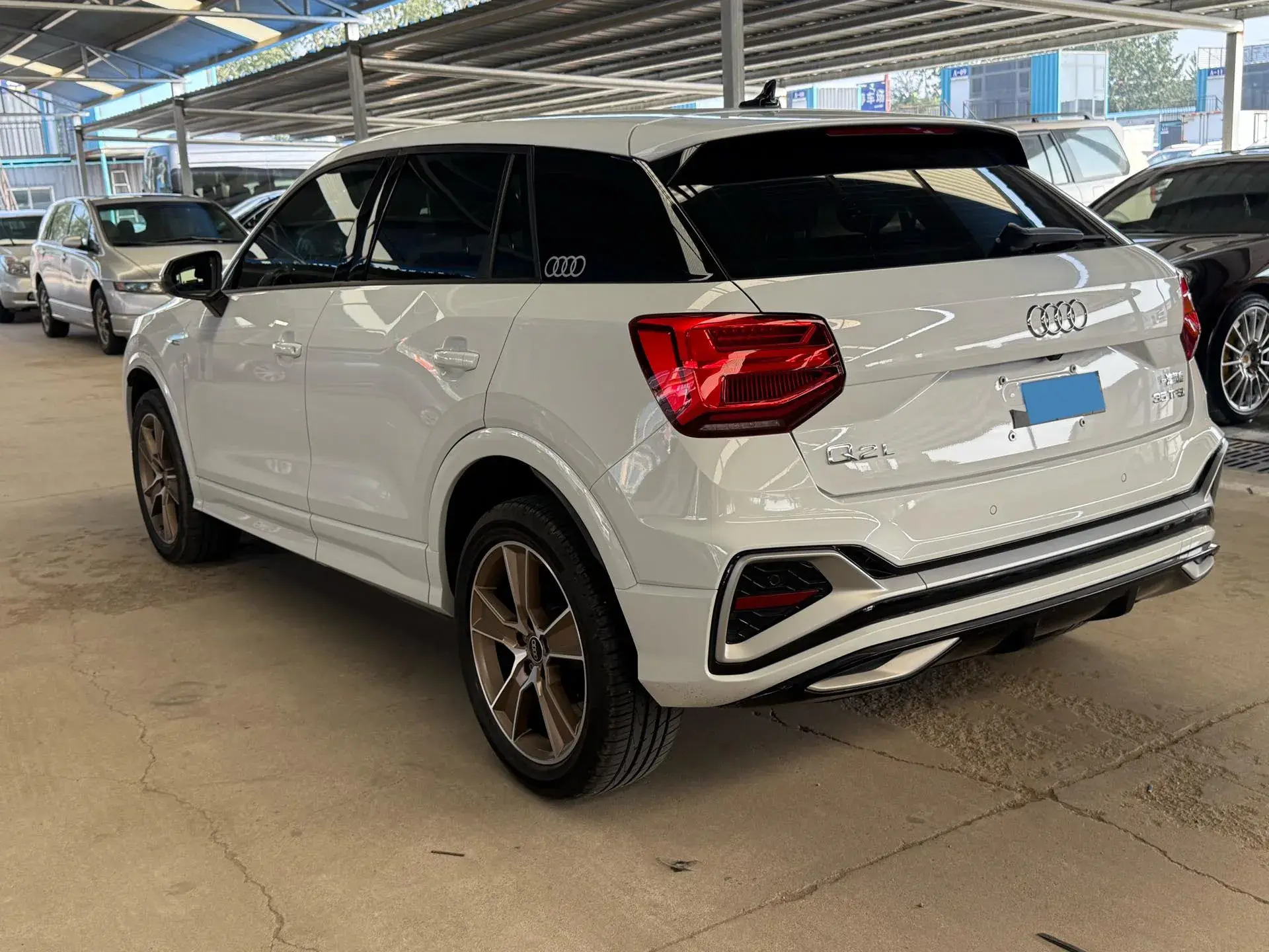 2022 AUDI Q2L thumbnail 4