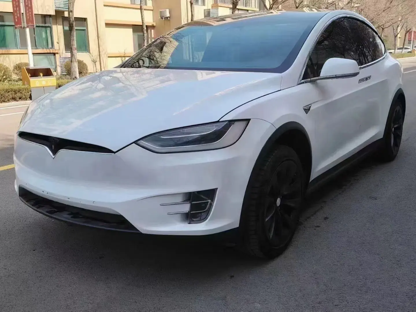 2021 TESLA MODEL view 1