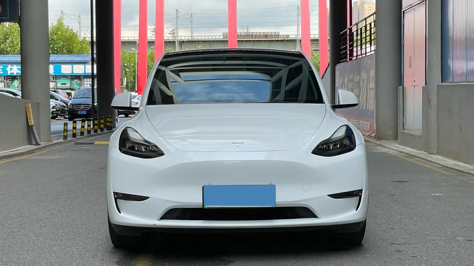 2022 TESLA MODEL thumbnail 2