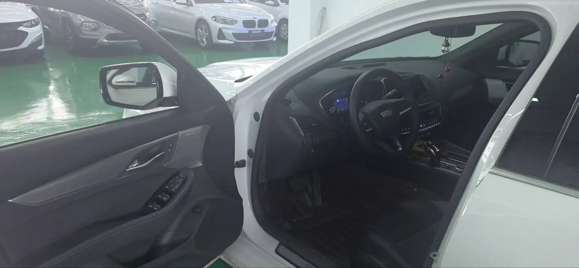 2021 CADILLAC CT5 thumbnail 4