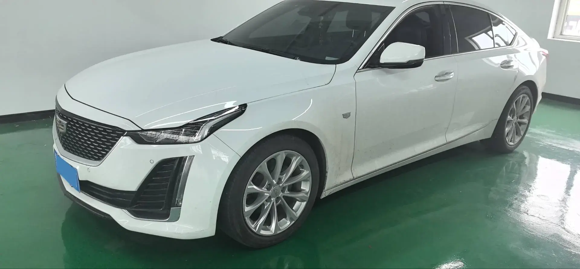 2021 CADILLAC CT5 view 1