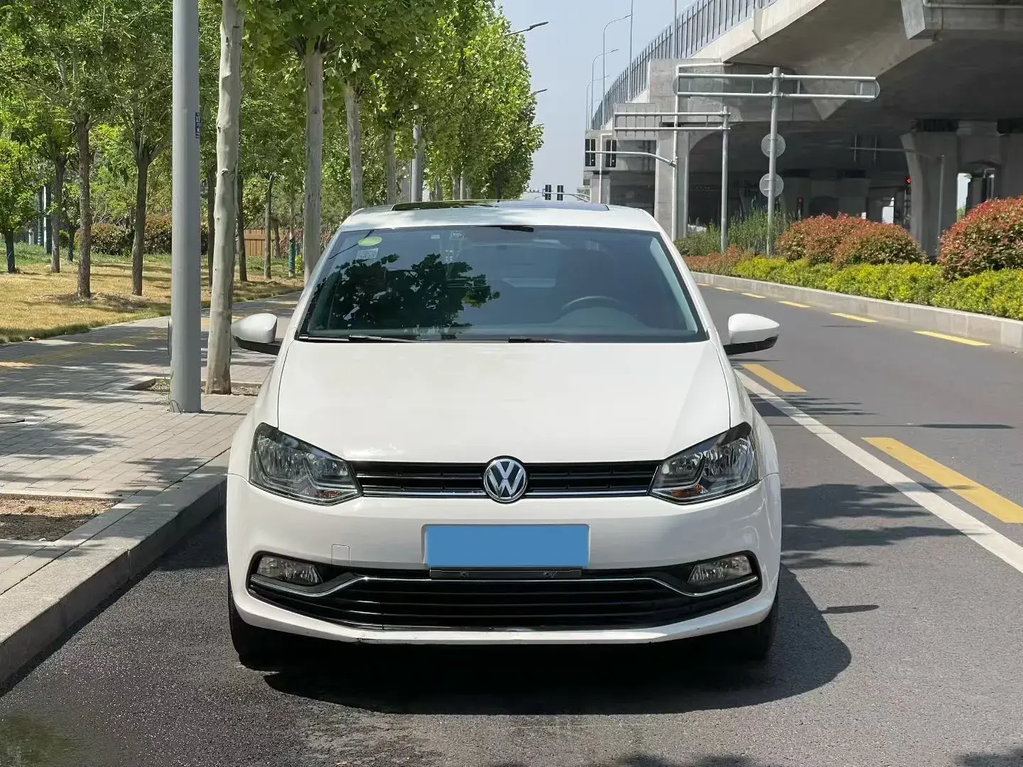 2018 VOLKSWAGEN POLO thumbnail 2