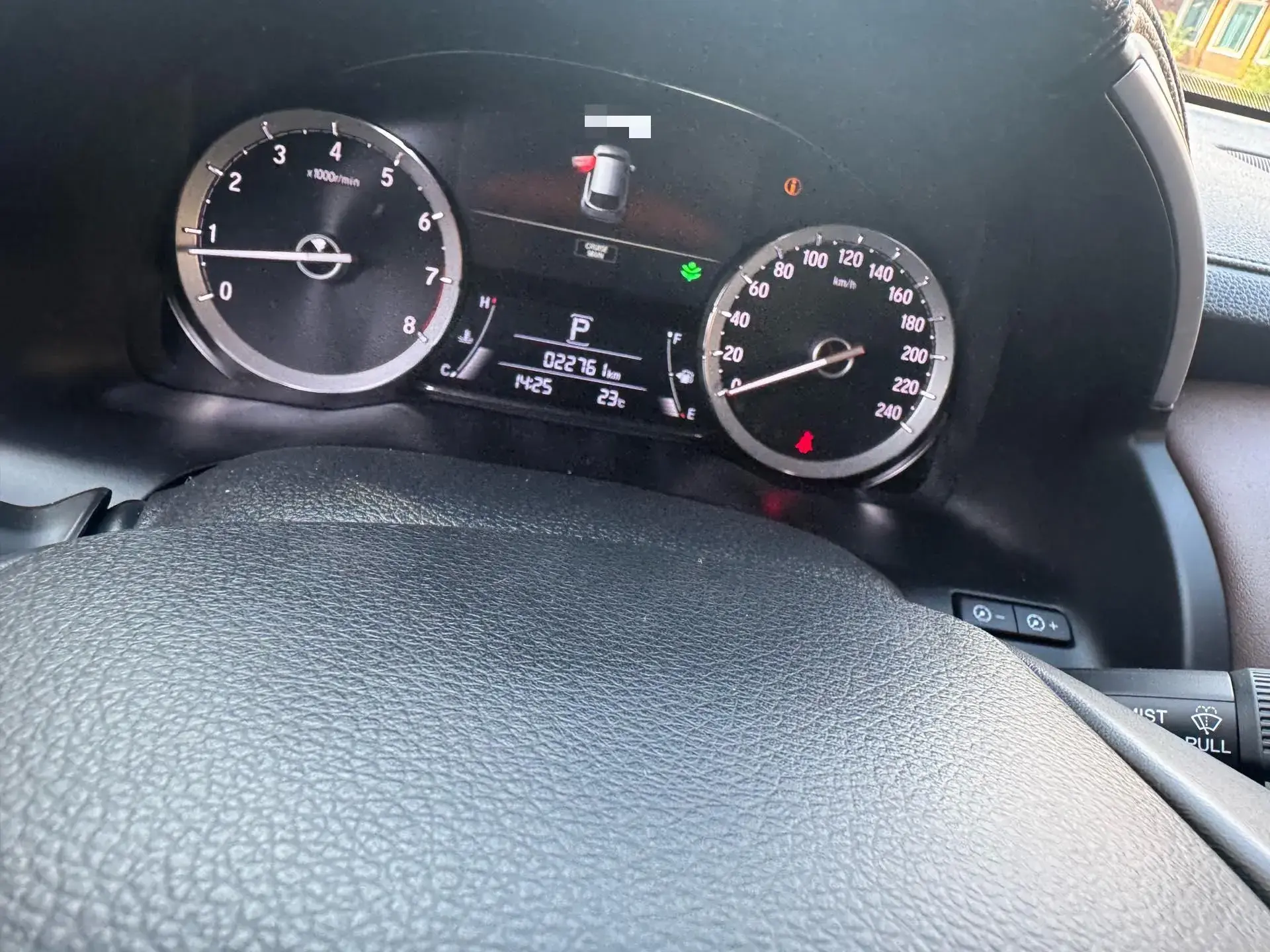 2023 HONDA UR-V thumbnail 4