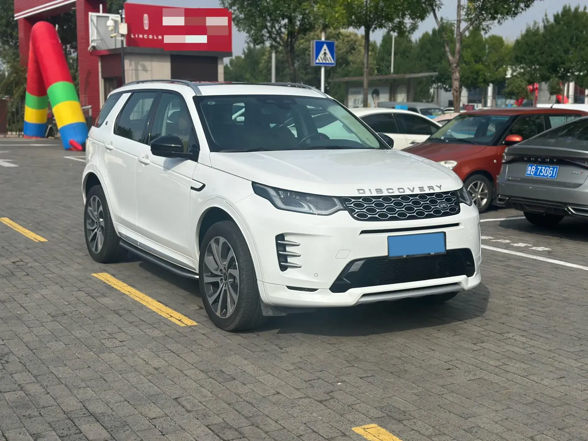 2024 LAND ROVER thumbnail 2