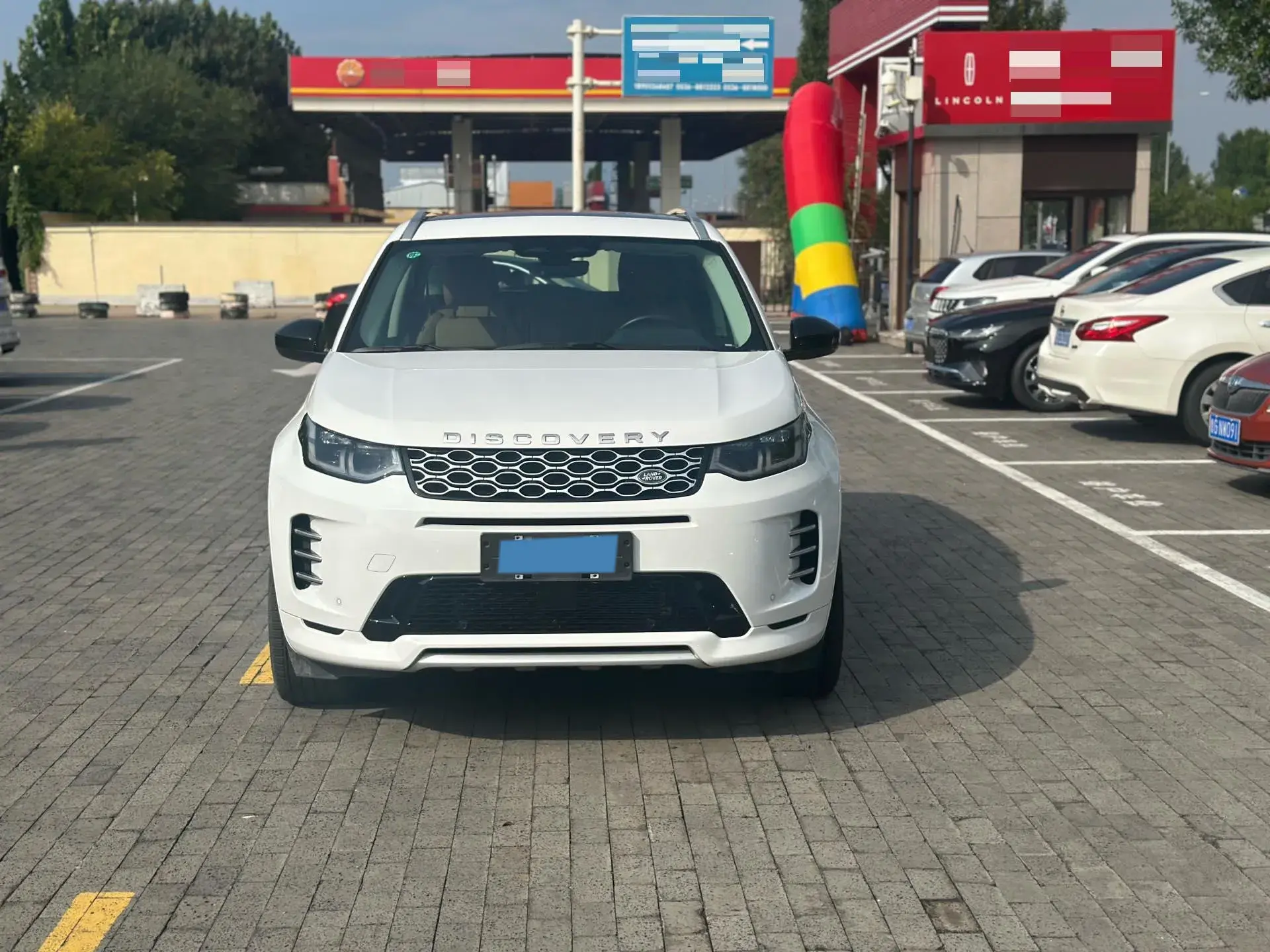 2024 LAND ROVER thumbnail 3