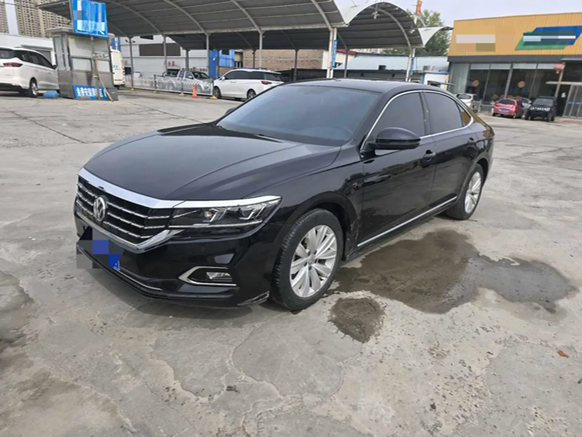 2020 VOLKSWAGEN PASSAT view 1