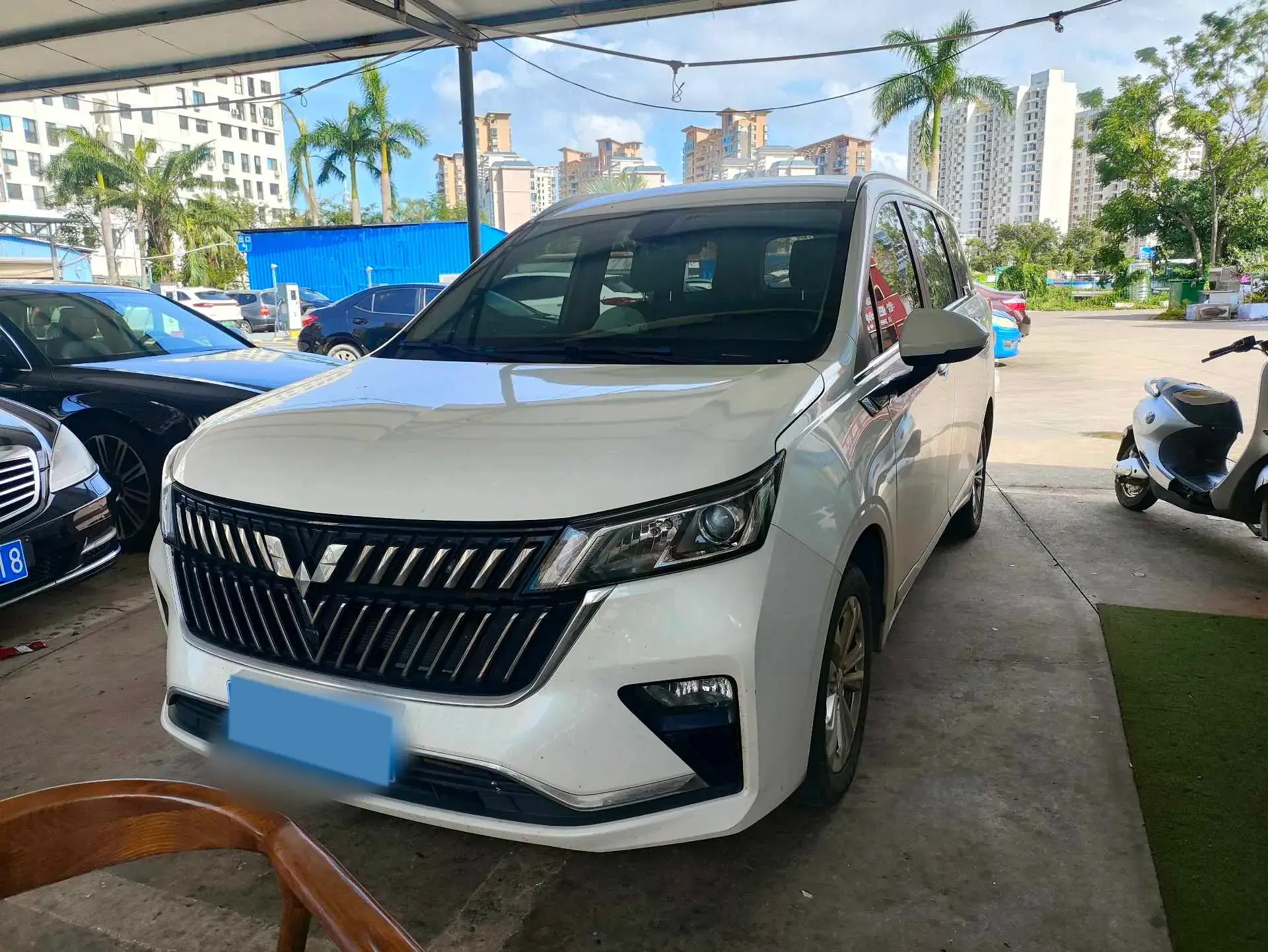 2022 WULING JIACHEN view 1