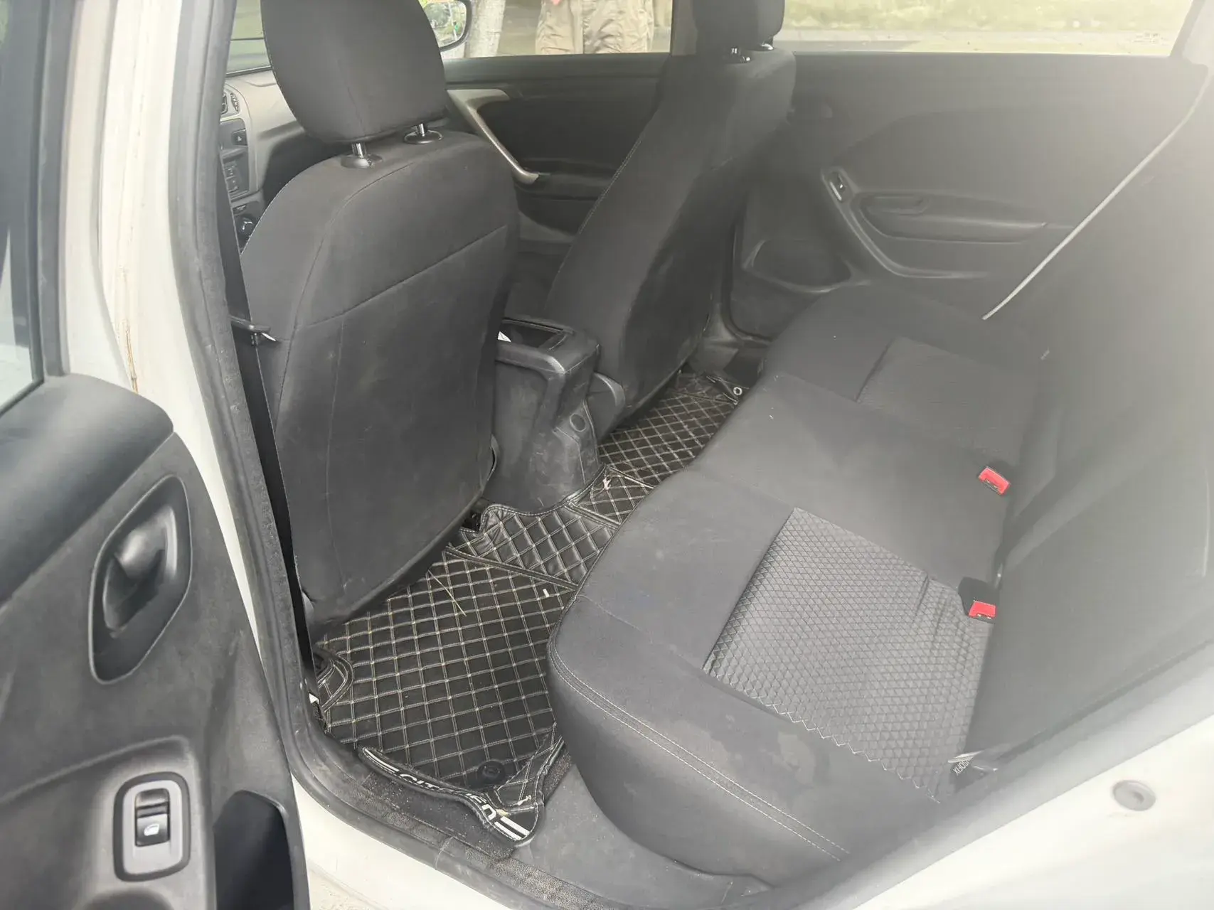 2017 CITROEN ELYSEE thumbnail 3