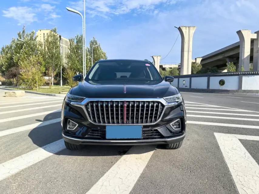 2022 HONGQI HS5 thumbnail 2