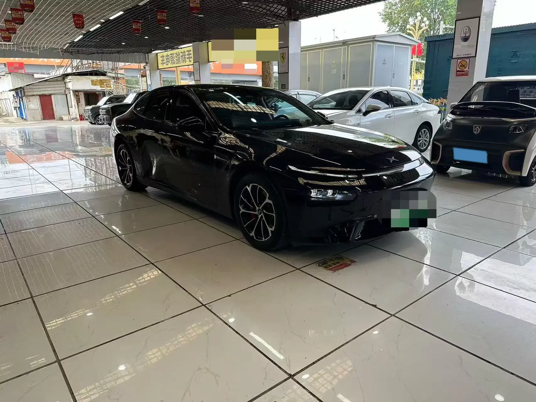 2022 XPENG P7 thumbnail 3