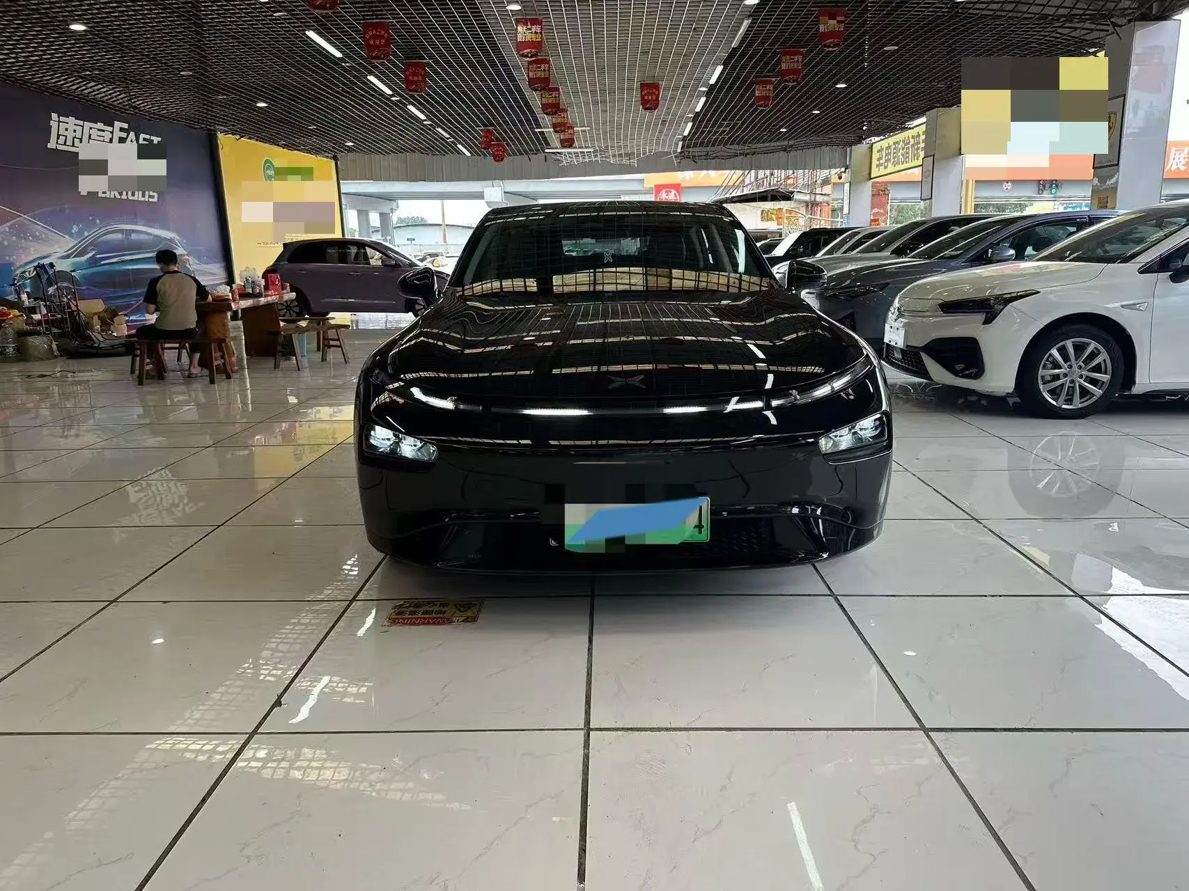 2022 XPENG P7 thumbnail 2