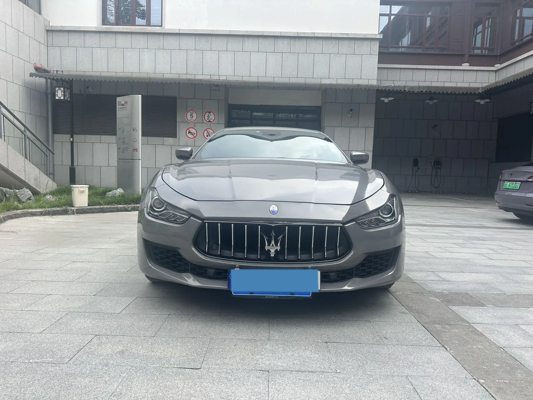 2018 MASERATI GHIBLI thumbnail 2