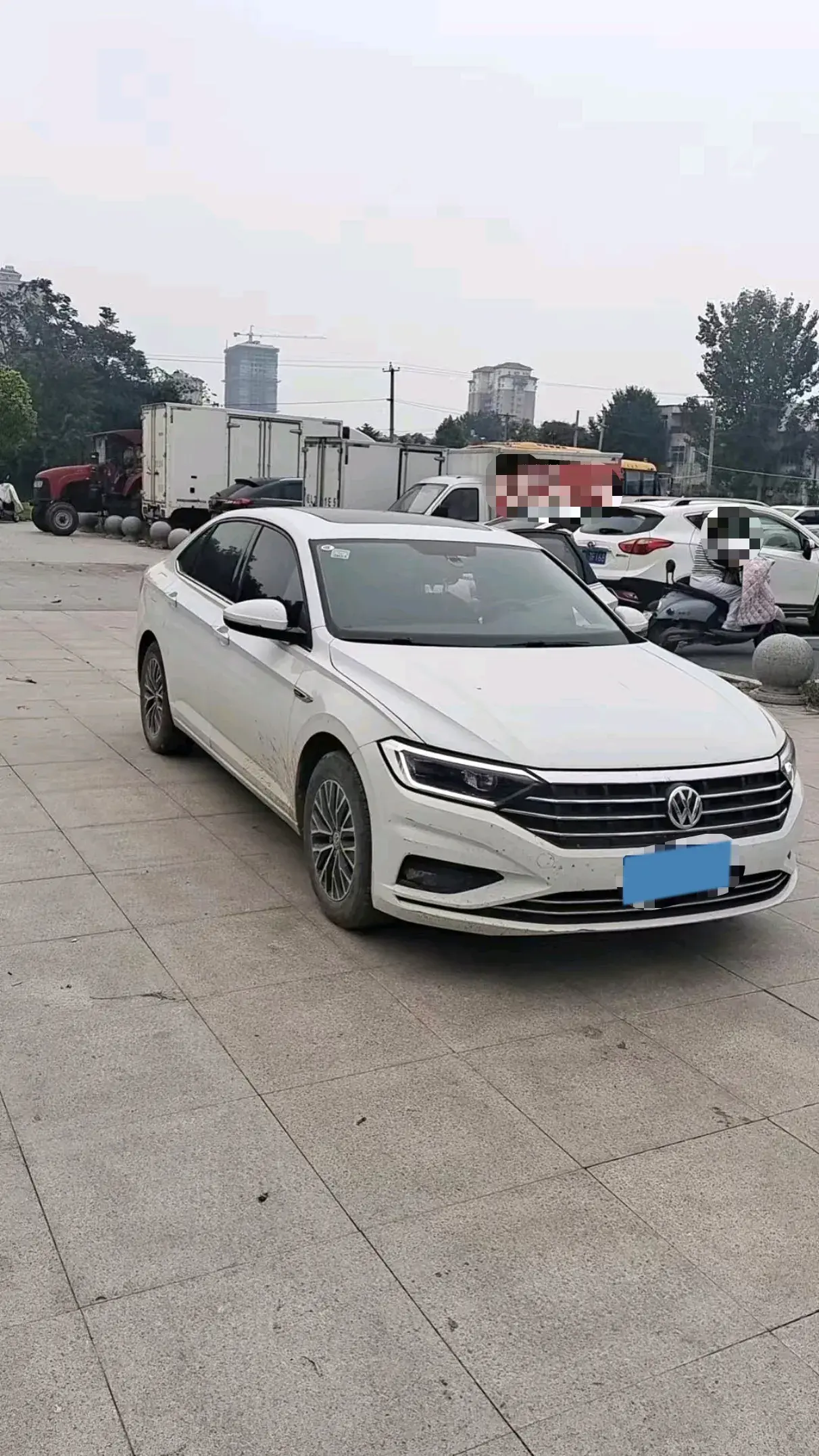 2021 VOLKSWAGEN SAGITAR thumbnail 3