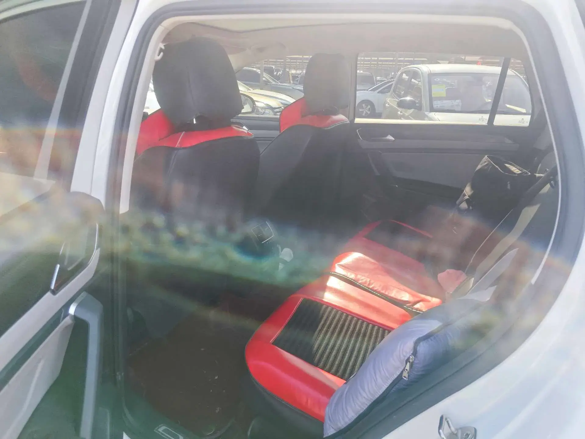 2023 VOLKSWAGEN TAYRON thumbnail 4