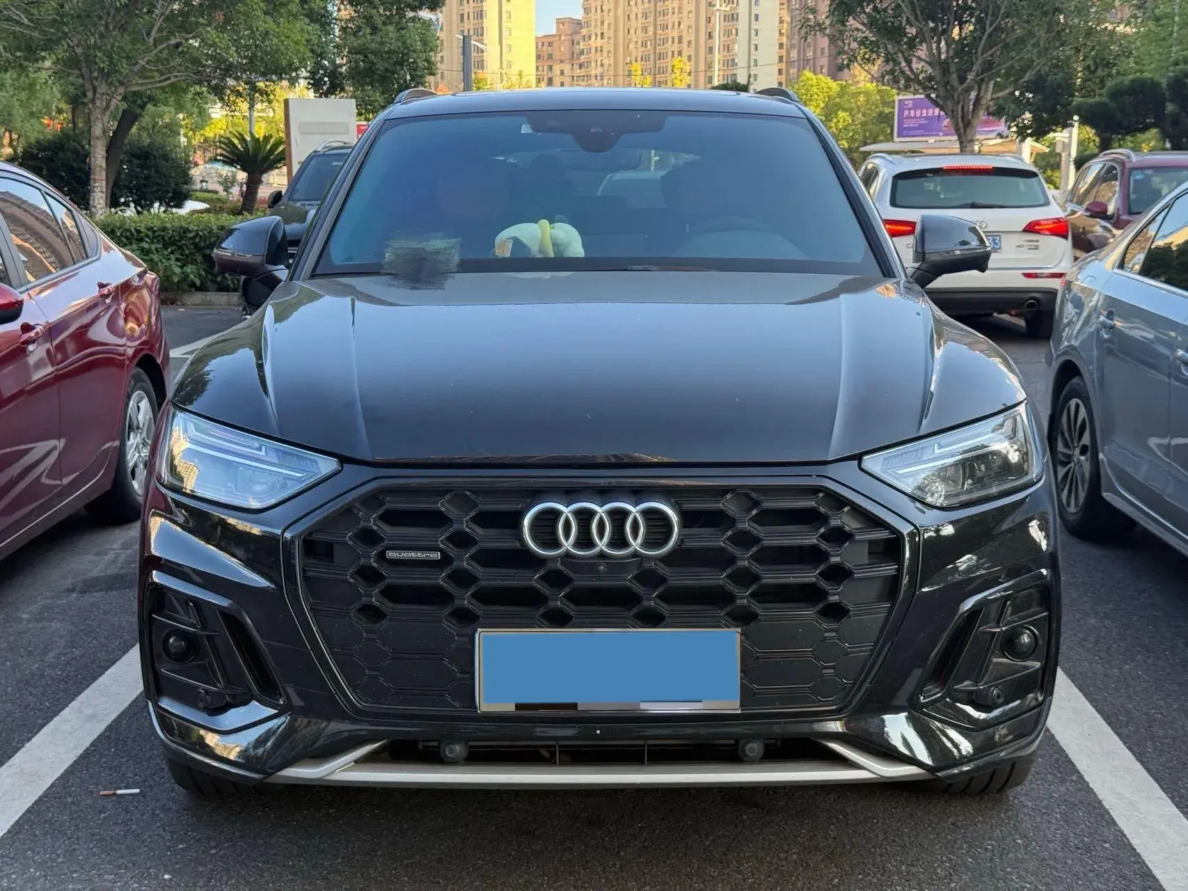 2023 AUDI Q5L thumbnail 2