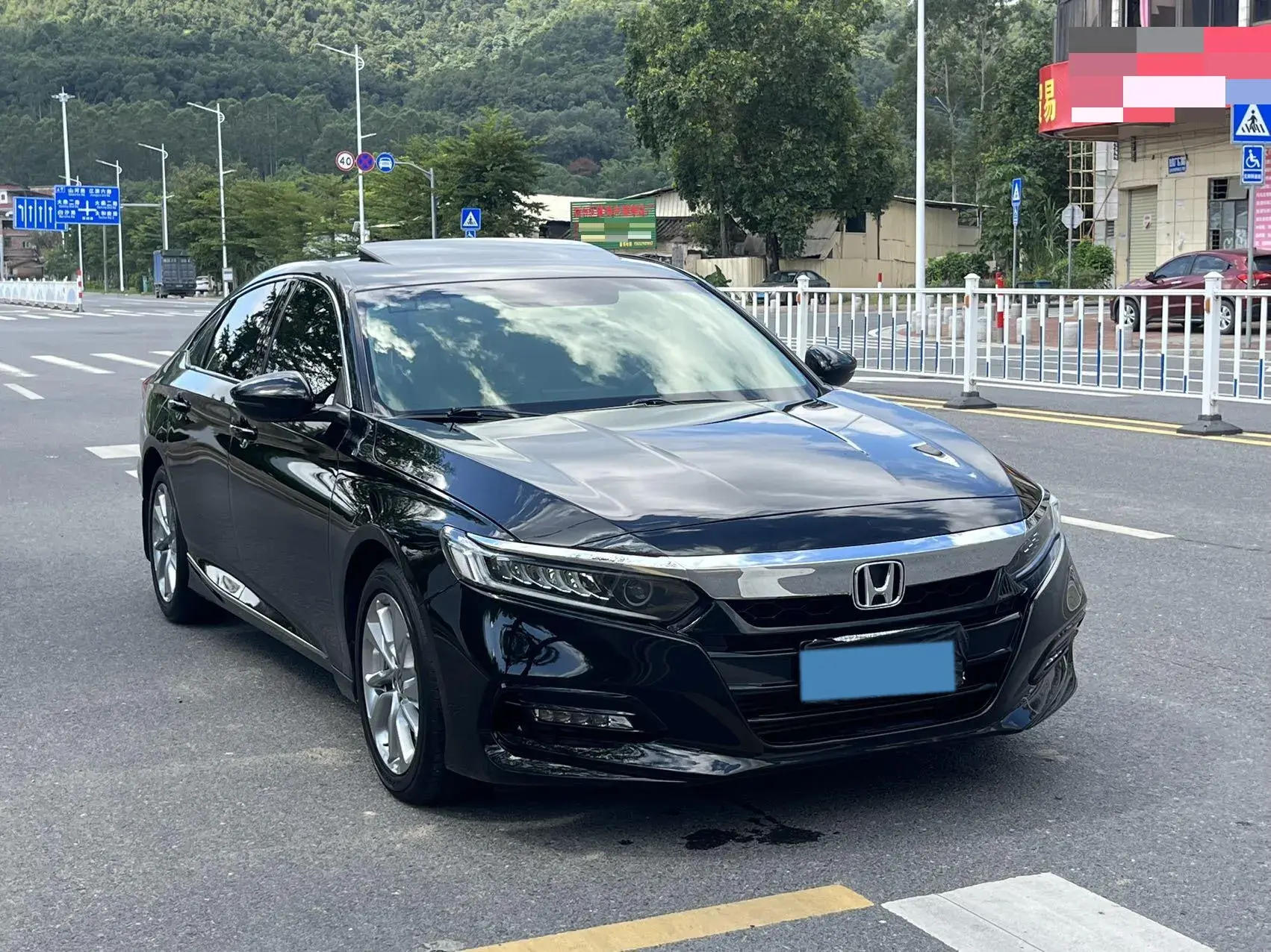 2018 HONDA ACCORD thumbnail 2