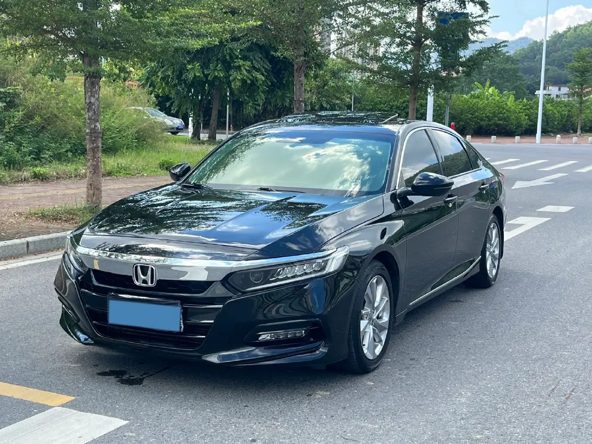 2018 Honda Accord 1.5T 194HP L4 CVT