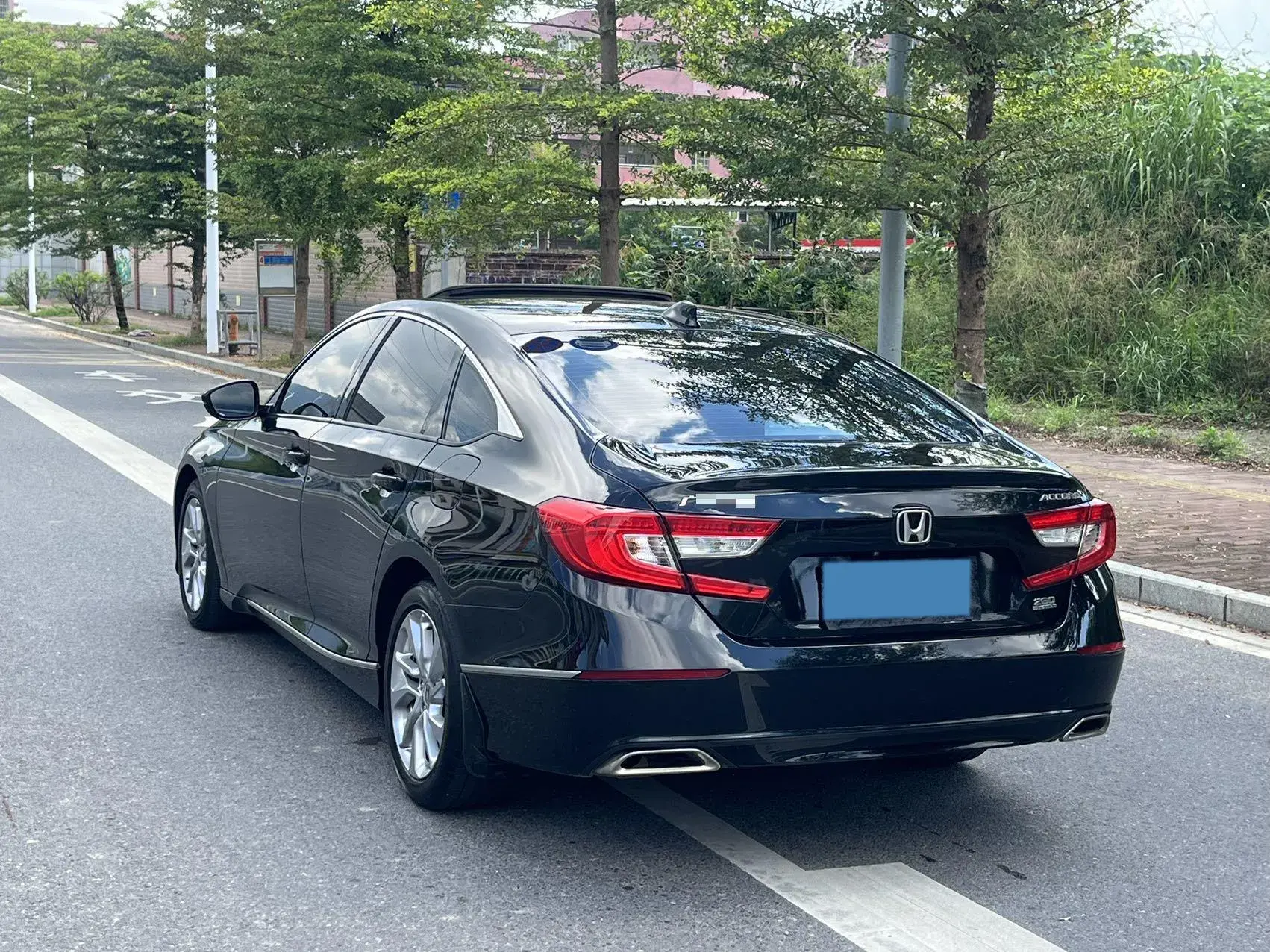 2018 HONDA ACCORD thumbnail 4