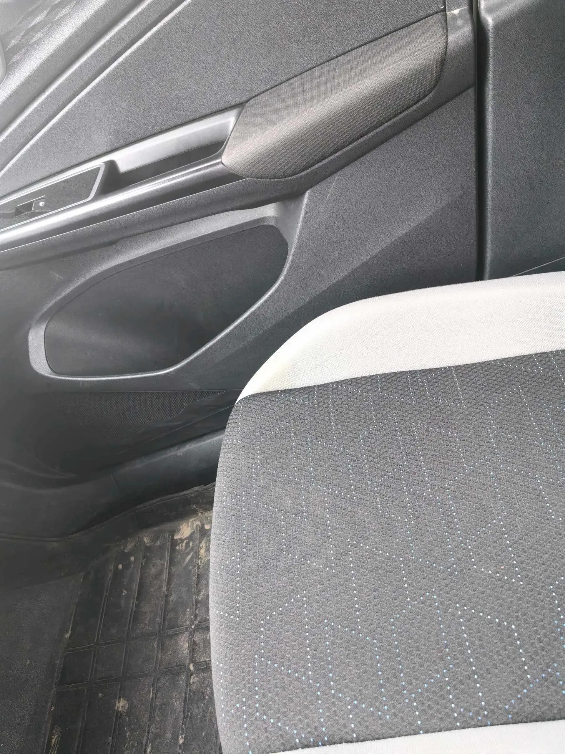 2022 JETTA VS5 thumbnail 2