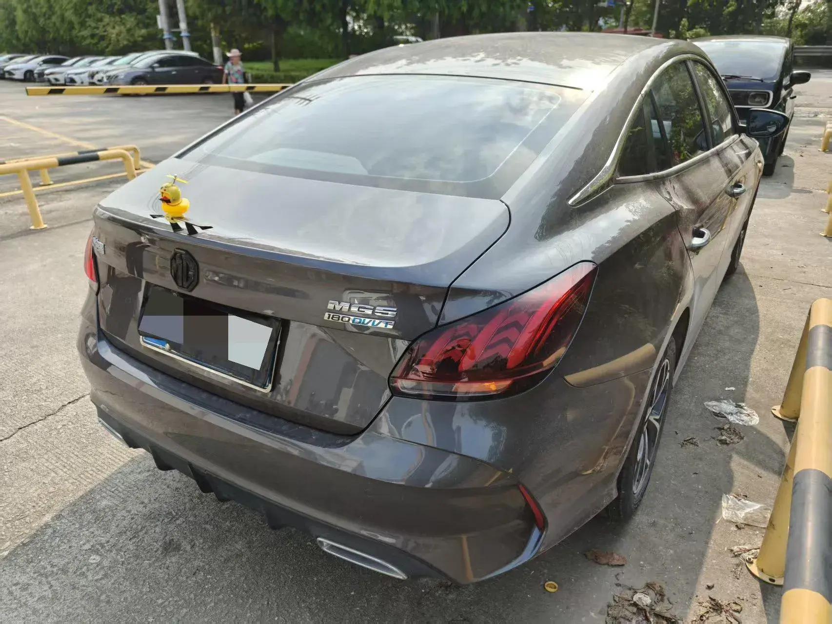 2023 MG 5 thumbnail 3