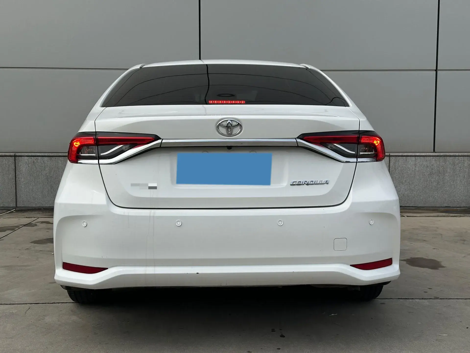 2021 TOYOTA COROLLA thumbnail 3
