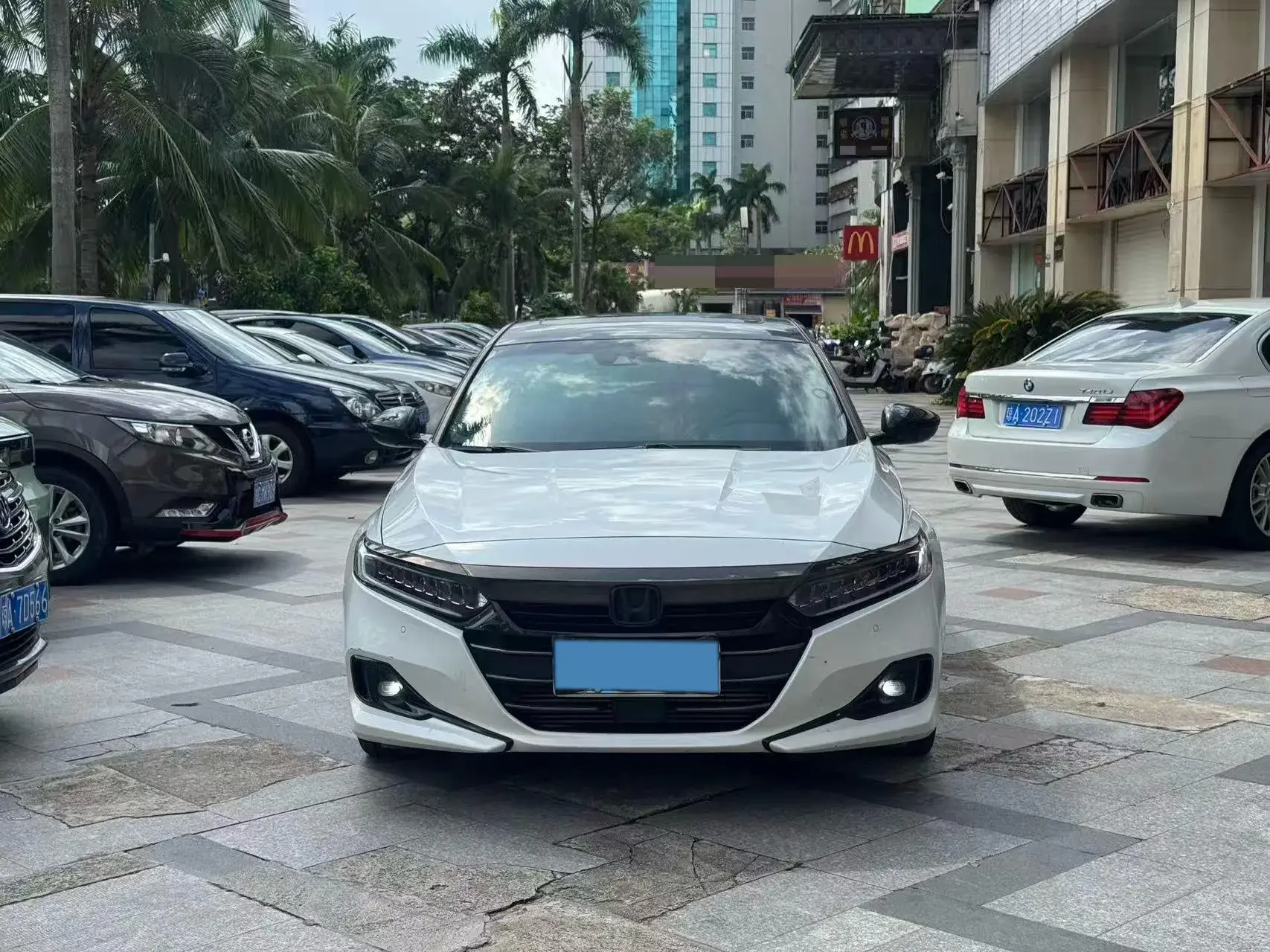 2022 HONDA ACCORD thumbnail 2