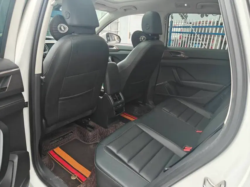 2022 VOLKSWAGEN THARU thumbnail 4