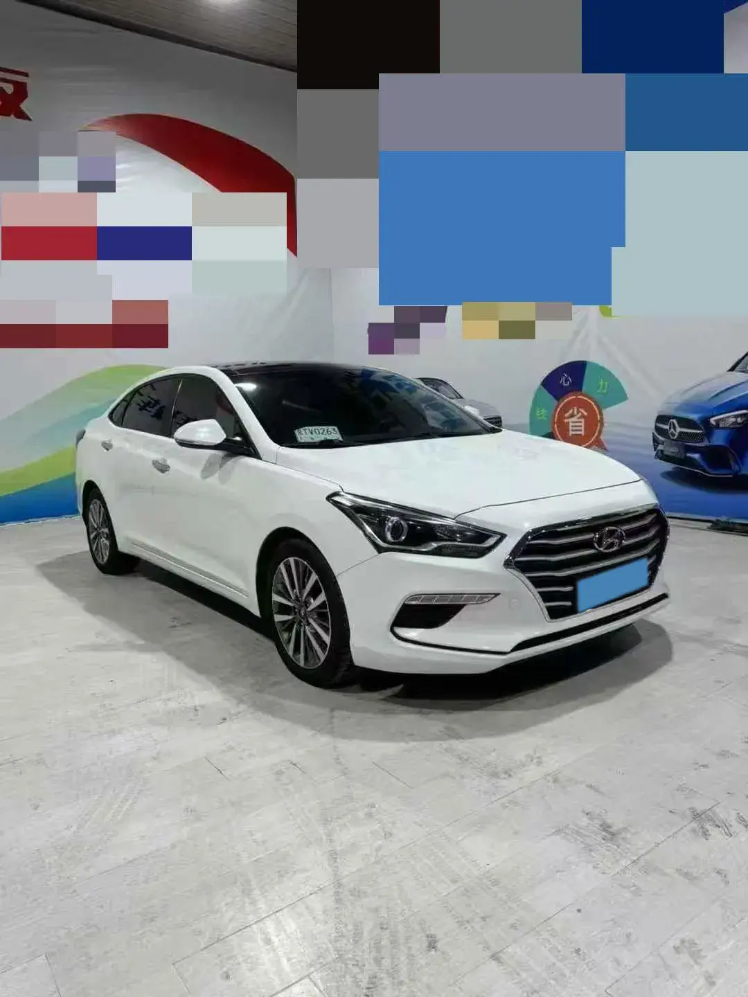 2017 HYUNDAI MISTRA thumbnail 3