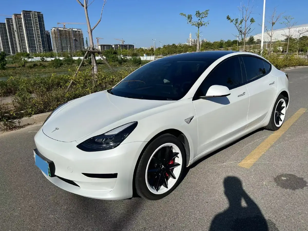 2022 Tesla Model 3 BEV 60KWH